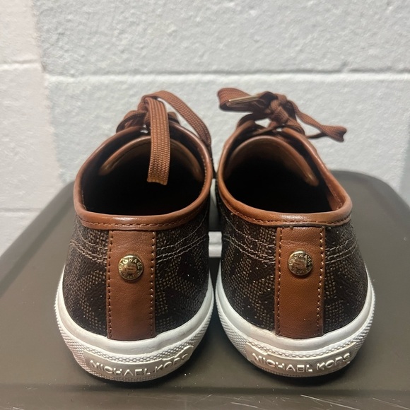 Michael Kors Brown Sneakers with Gold Accents. Size 7 - Picture 4 of 8